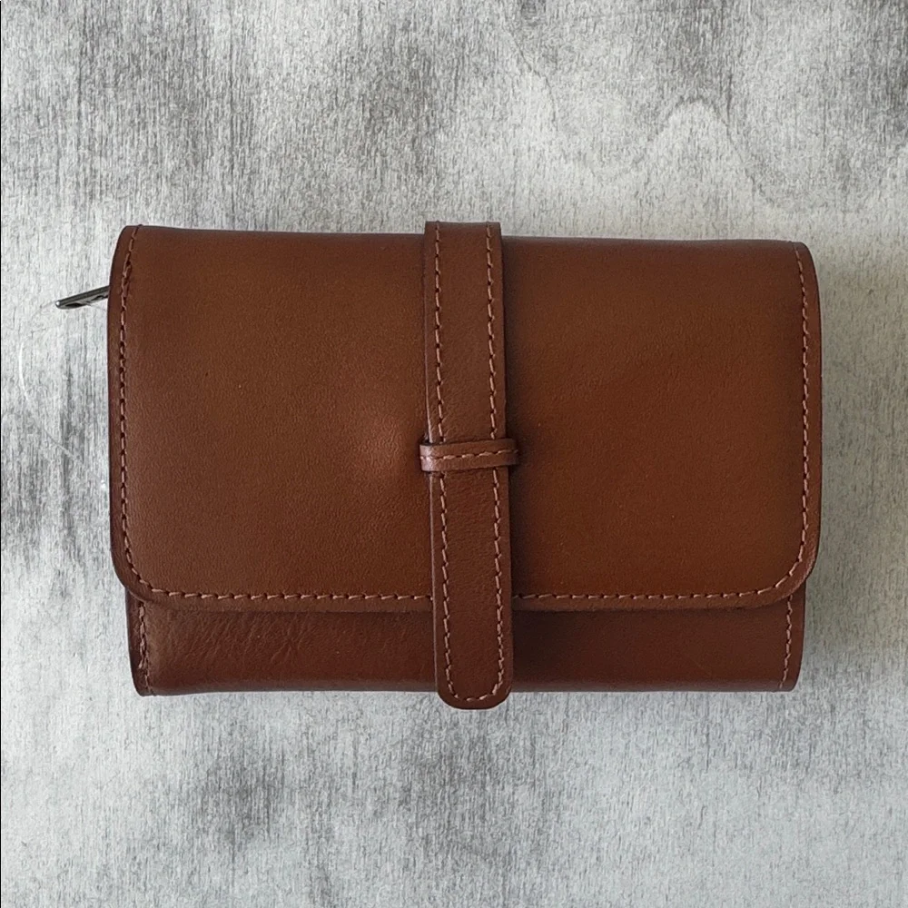 Patricia Nash Perla Trifold Leather Wallet Clutch Tan Brown